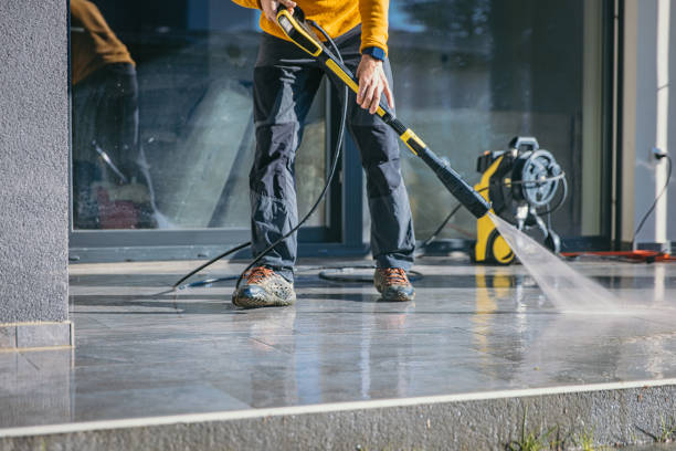 Best Pool Deck Cleaning  in Gotha, FL